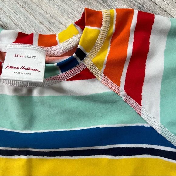 Multicolor rash guard, 2T - Picture 3 of 5